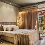 Avithos Hotel