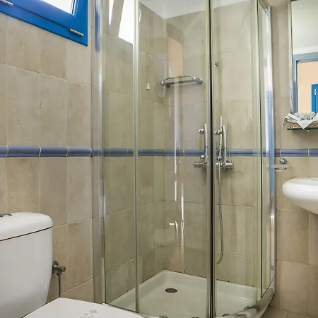 Otel Avithos 4*