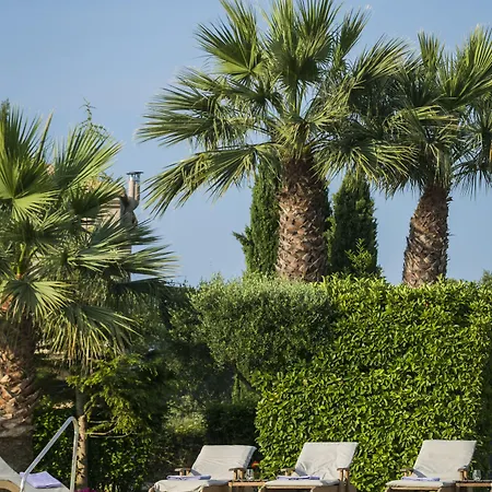 Hotell Avithos 4*