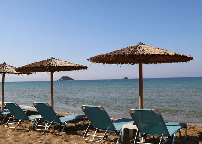 Avithos Hotell 4*